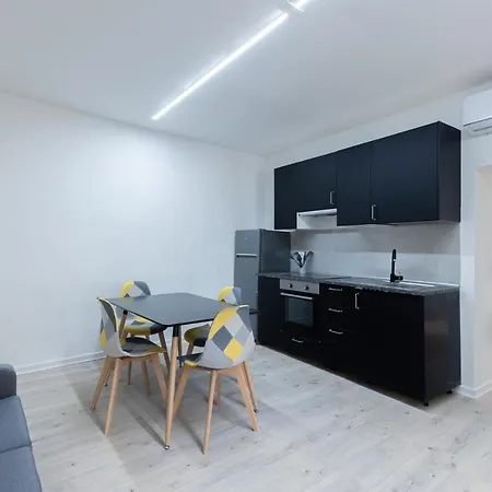 Street San Felice 6 Center Apartment