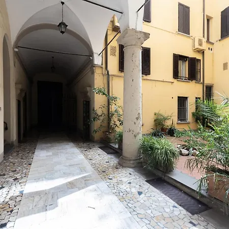 Street San Felice 6 Center Bologna